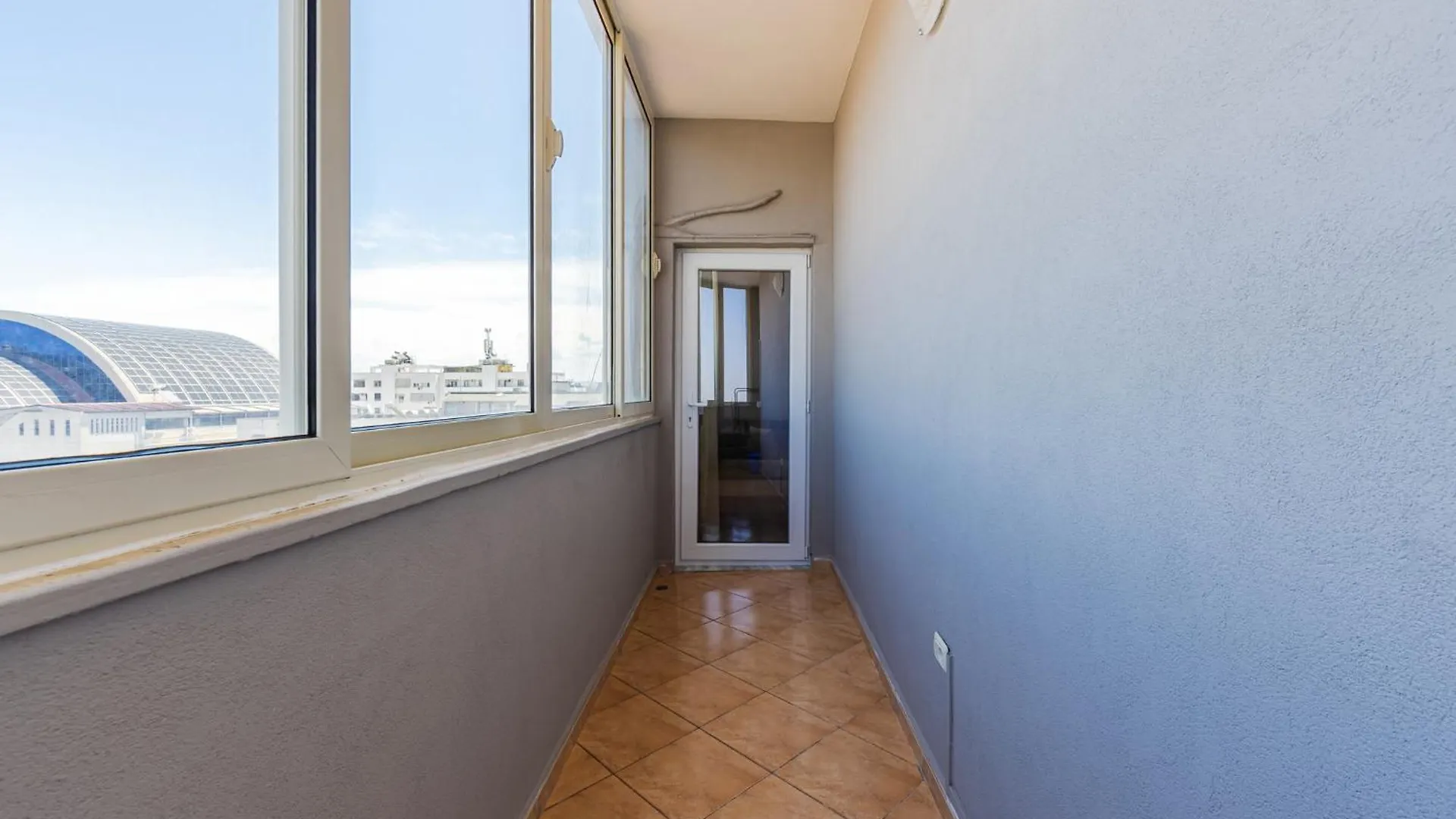 Peaceful Condo In City Center Δυρράχιο